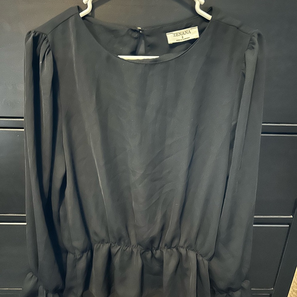 Zenana Outfitters Classic Black Top